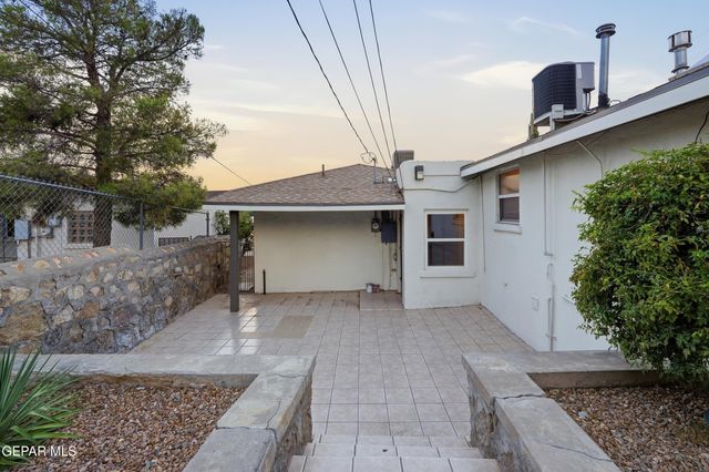 3224 N STANTON Street, El Paso, TX 79902