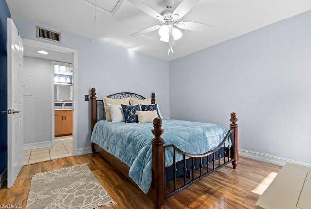 5665 Trailwinds DR 621, Fort Myers, FL 33907