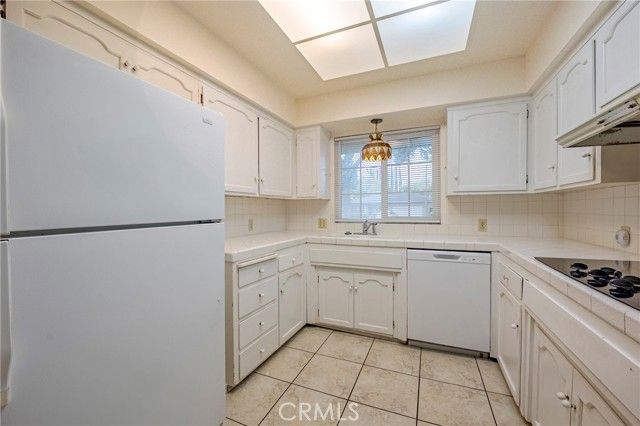 688 Elise Court, Merced, CA 95340