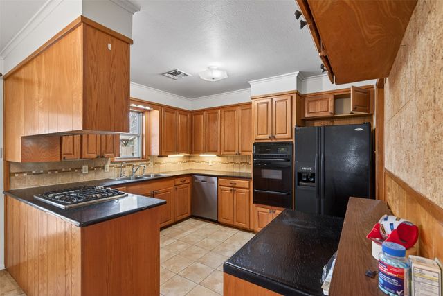 1601 Shady Grove Drive, Bossier City, LA 71112