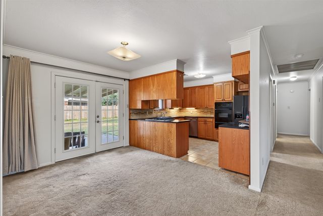 1601 Shady Grove Drive, Bossier City, LA 71112