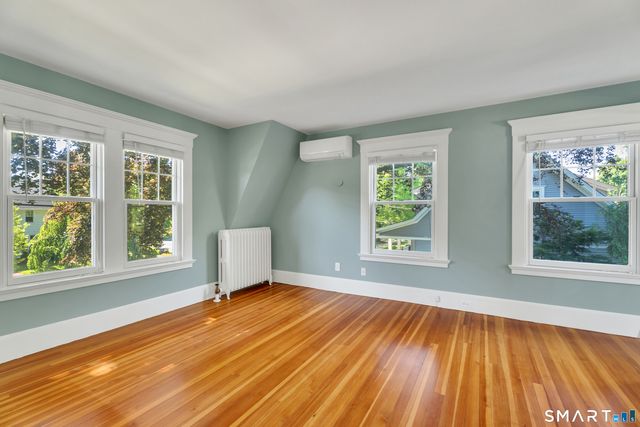 84 Alden Avenue, New Haven, CT 06515