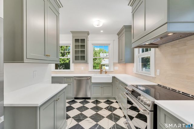 84 Alden Avenue, New Haven, CT 06515