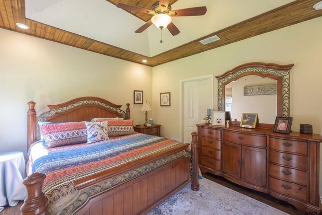 181 County Road 2321, Mineola, TX 75773