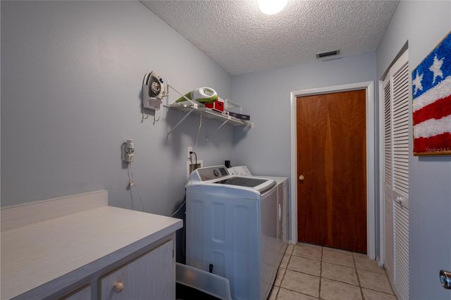 7913 PINEGLEN COURT 34, Sarasota, FL 34238
