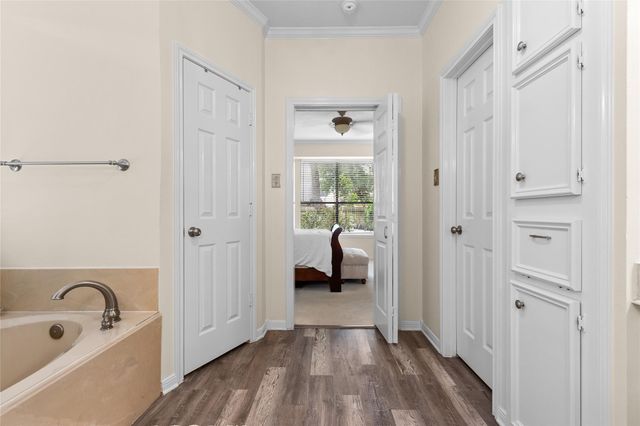 3511 Shanemoss Court, Houston, TX 77068