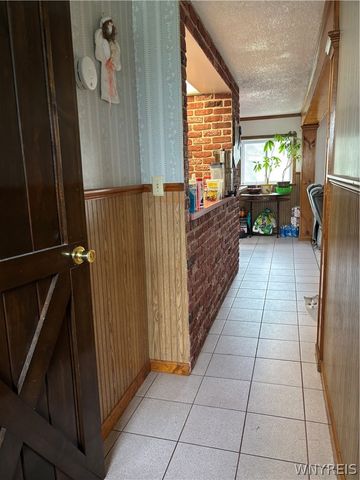 6603 South Transit Road, Lockport Town, NY 14094