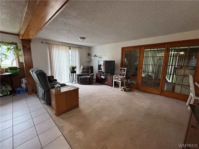 6603 South Transit Road, Lockport Town, NY 14094