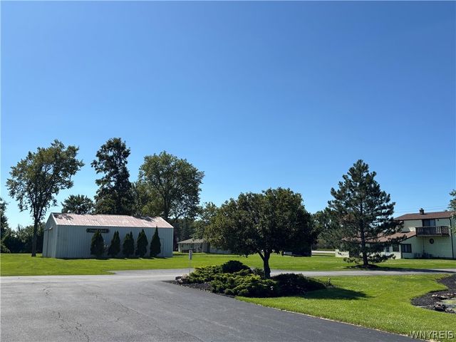 6603 South Transit Road, Lockport Town, NY 14094