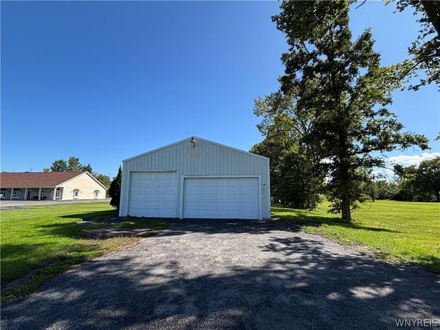 6603 South Transit Road, Lockport Town, NY 14094