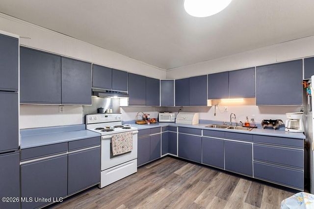 24 Angel Place, Poplarville, MS 39470