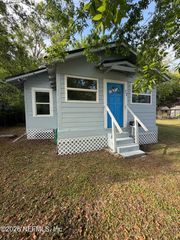 72 E 32 Street, Jacksonville, FL 32206