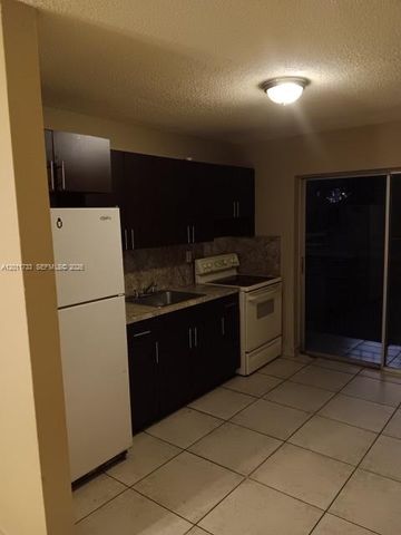 650 NW 28th St, Miami, FL 33127