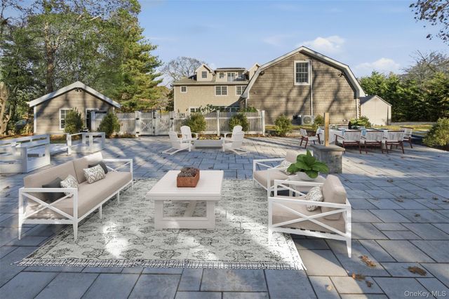 33A Newtown Road, Hampton Bays, NY 11946