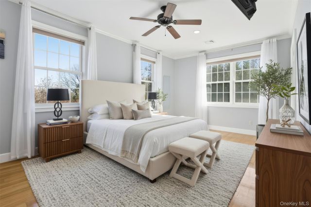 33A Newtown Road, Hampton Bays, NY 11946