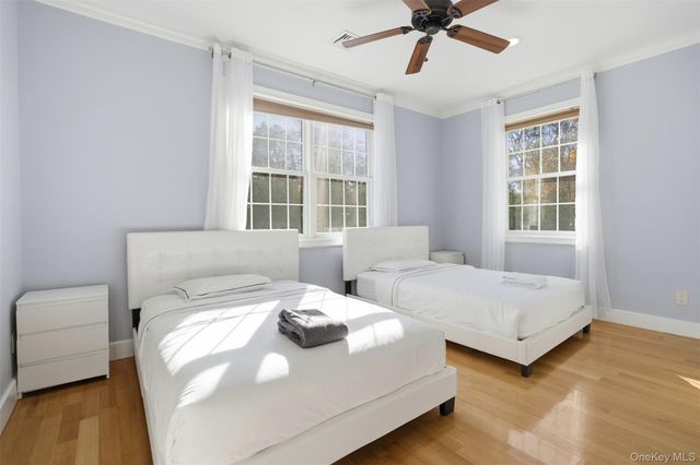 33A Newtown Road, Hampton Bays, NY 11946