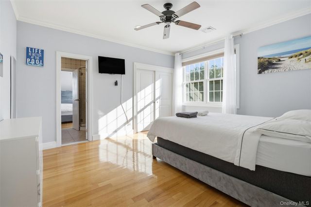 33A Newtown Road, Hampton Bays, NY 11946