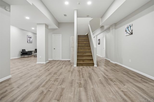 33A Newtown Road, Hampton Bays, NY 11946