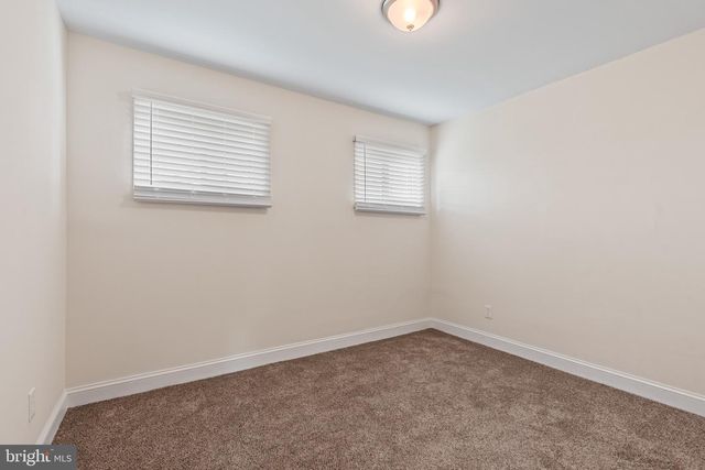 66 CHESTERFIELD DR, New Castle, DE 19720
