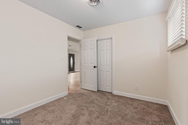 66 CHESTERFIELD DR, New Castle, DE 19720