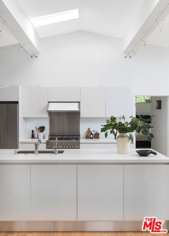 6750 Fernhill Drive, Malibu, CA 90265