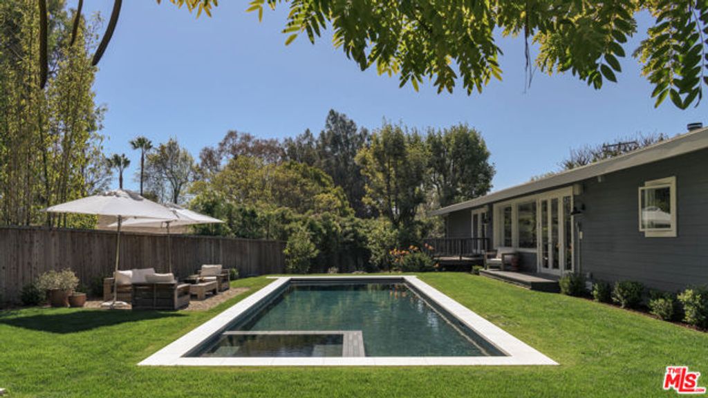 6750 Fernhill Drive, Malibu, CA 90265