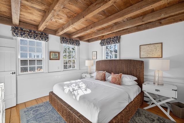 1 Atlantic Ave, Provincetown, MA 02657