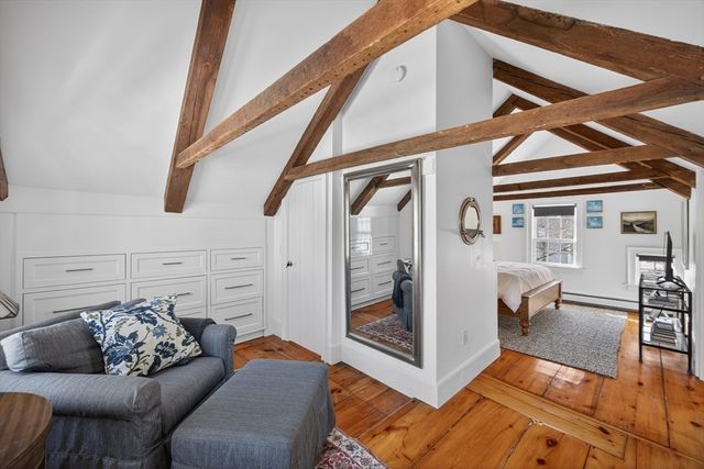 1 Atlantic Ave, Provincetown, MA 02657