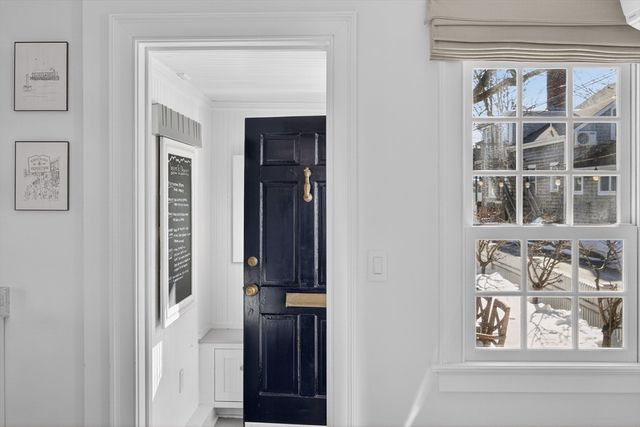 1 Atlantic Ave, Provincetown, MA 02657