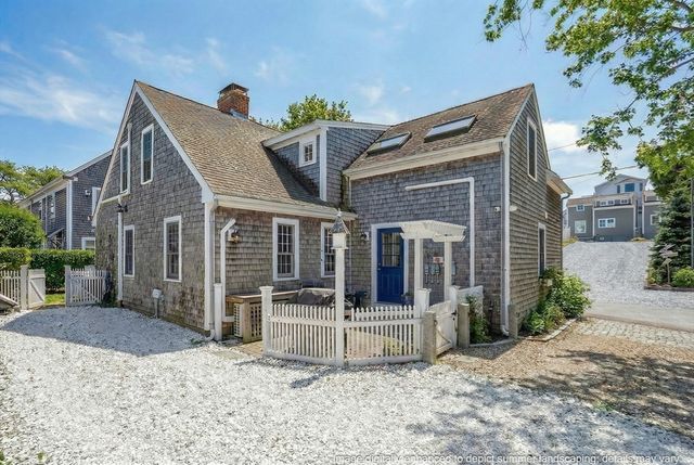 1 Atlantic Ave, Provincetown, MA 02657