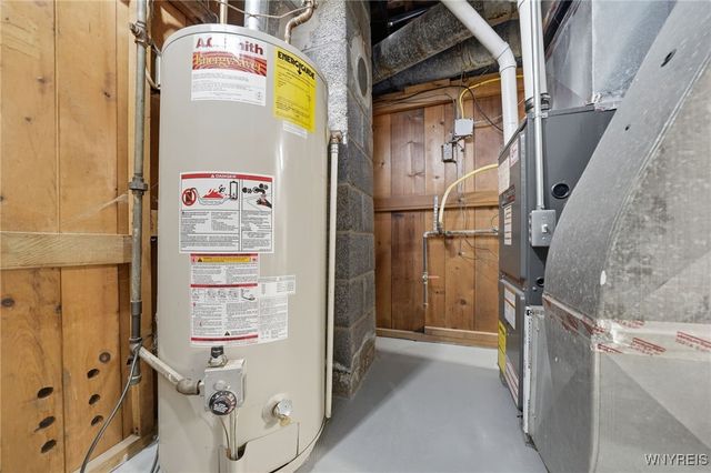 94 Danbury Drive, Cheektowaga, NY 14225