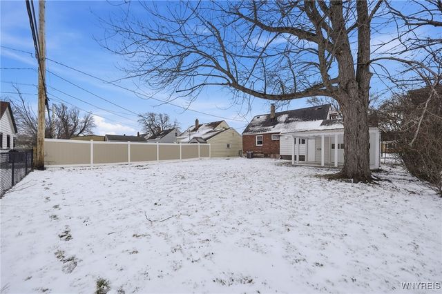 94 Danbury Drive, Cheektowaga, NY 14225