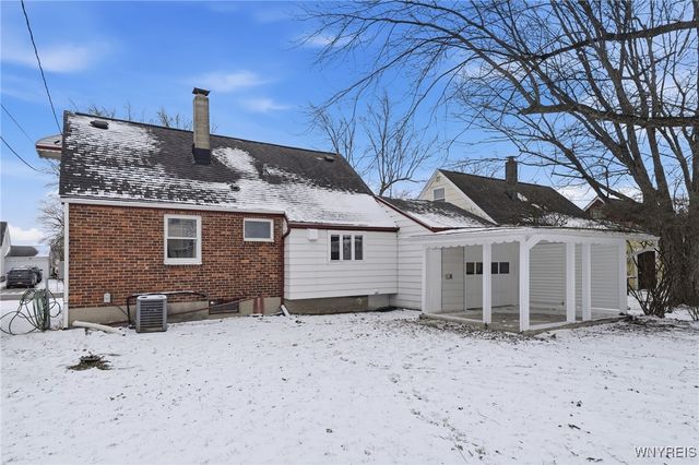 94 Danbury Drive, Cheektowaga, NY 14225