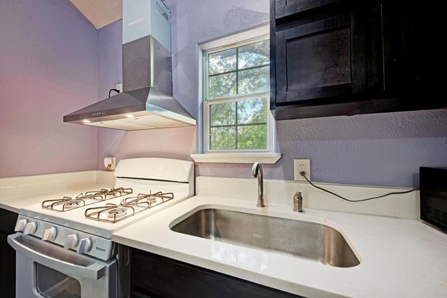 2785 N Main ST B, Bastrop, TX 78602