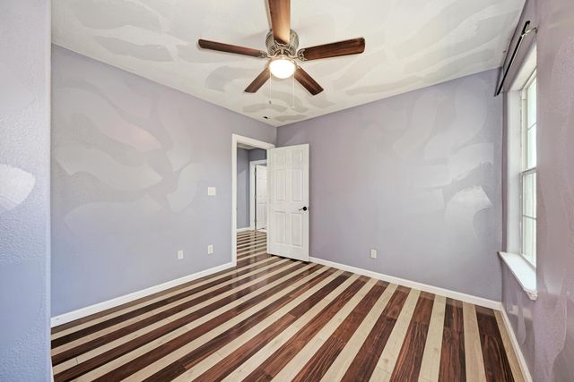 2785 N Main ST B, Bastrop, TX 78602