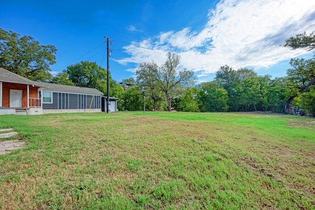 2785 N Main ST B, Bastrop, TX 78602