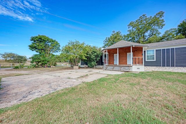 2785 N Main ST B, Bastrop, TX 78602