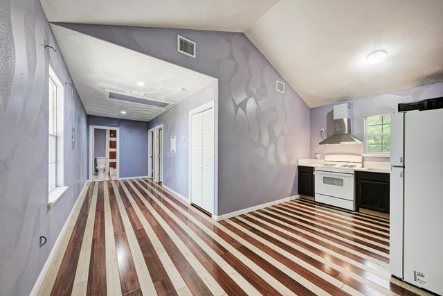 2785 N Main ST B, Bastrop, TX 78602