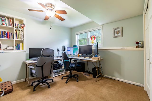 2365 N Four Seasons Court, Crown Point, IN 46307