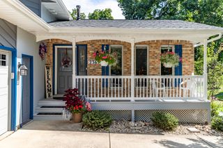 2365 N Four Seasons Court, Crown Point, IN 46307