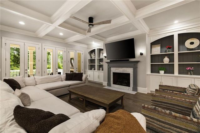 4667 Dudley Lane, Atlanta, GA 30327