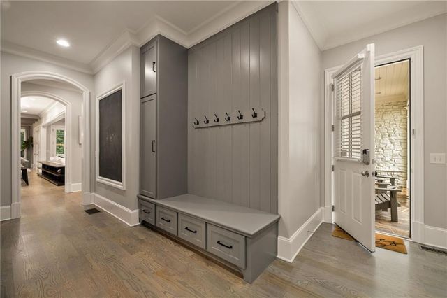4667 Dudley Lane, Atlanta, GA 30327