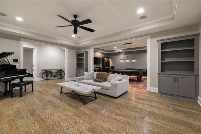 4667 Dudley Lane, Atlanta, GA 30327