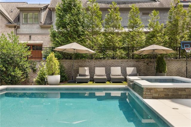 4667 Dudley Lane, Atlanta, GA 30327
