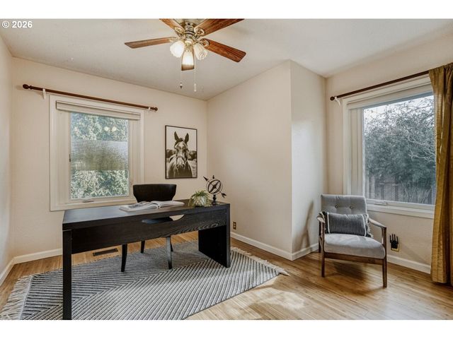 10709 Se 11TH Cir, Vancouver, WA 98664