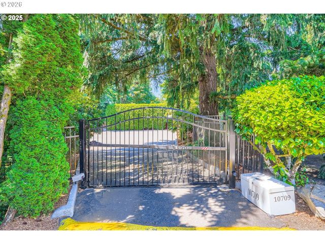 10709 Se 11TH Cir, Vancouver, WA 98664