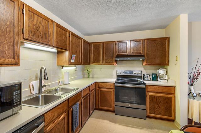 6500 Woodlake Drive 1003, Richfield, MN 55423