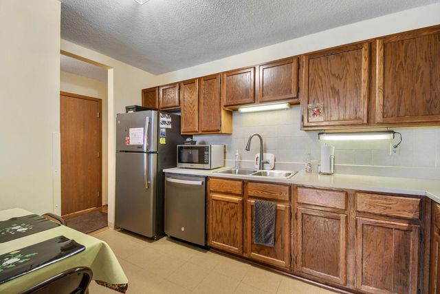 6500 Woodlake Drive 1003, Richfield, MN 55423
