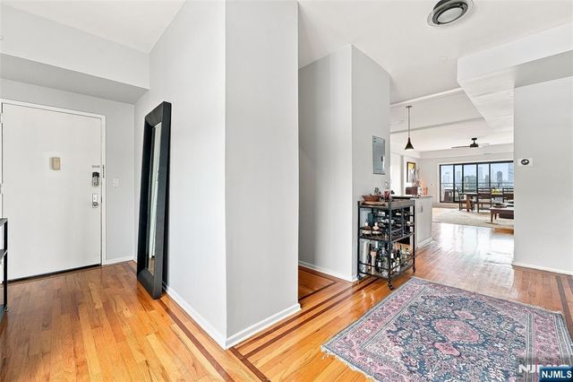 530 Gregory Avenue CP5, Weehawken, NJ 07086