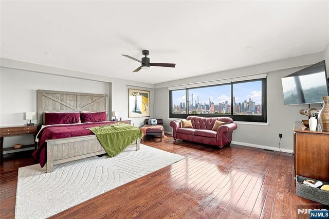 530 Gregory Avenue CP5, Weehawken, NJ 07086